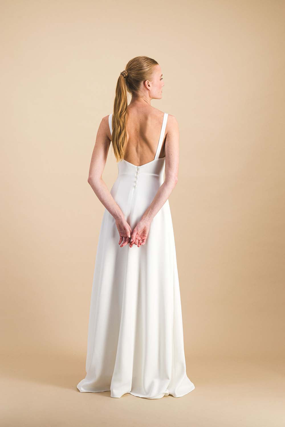 Robe de mariée longue simple évasée pas cher – Maison Lemoine